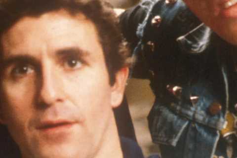 The Young Ones’ Mike heart-throb Christopher Ryan is unrecognisable 39 years on from big break