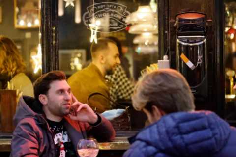 Household mixing ban, outdoor pints &amp; Rule of 6 – curbs Britain faces from Dec 27 to tackle..