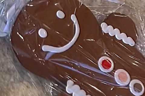 Kim Kardashian’s daughter North, 8, shows off gingerbread cookie in $60M mansion as mom has date..
