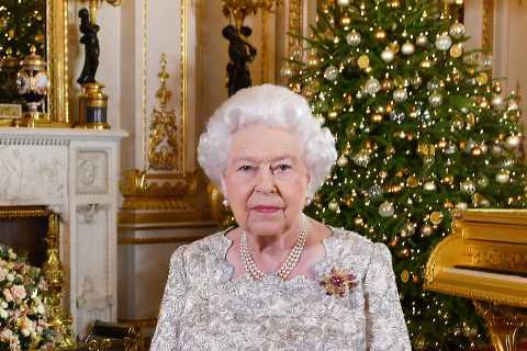 Queen to decide on her Christmas plans in next 48 hours amid surging Omicron cases