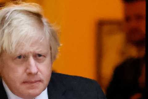 We must continue fantastic booster effort… and hope the PM isn’t persuaded to wreck Christmas