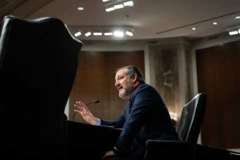 Deal With Ted Cruz Sets Stage for Russia Pipeline Fight in Early 2022