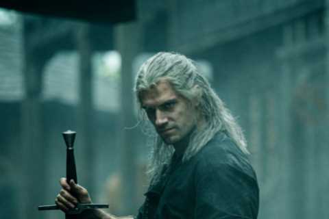 Why does Geralt have white hair in The Witcher?