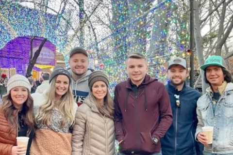 Jana Duggar, her brothers &amp; friends celebrate Christmas at holiday theme park just weeks after..