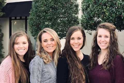 Duggar sisters’ trial in lawsuit against police is delayed after they suffer through Josh’s child..