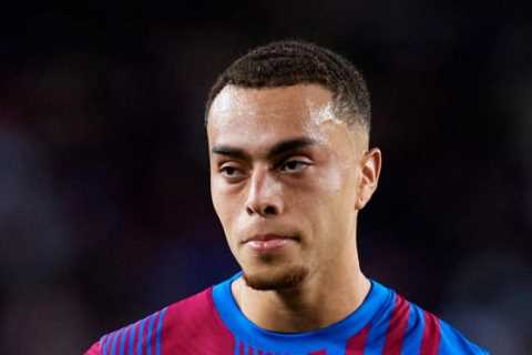 Chelsea weigh up £30m Sergino Dest transfer move but face battle with Bayern Munich for Barcelona..