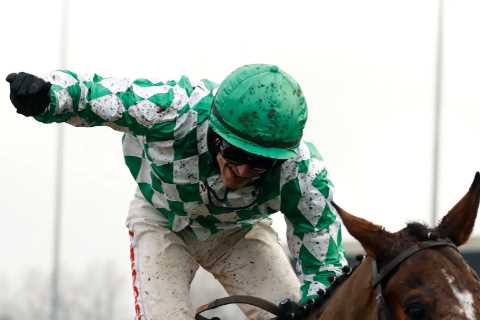 Huge King George shock as 28-1 outsider Tornado Flyer wins after rival’s last-fence fall and..