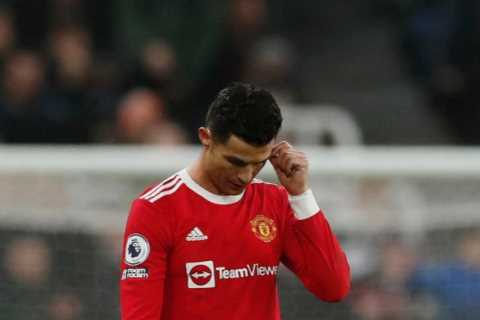 Cristiano Ronaldo and Bruno Fernandes blasted for running straight down tunnel AGAIN by Man Utd..