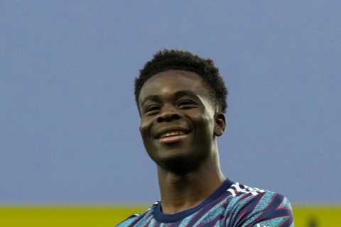 Liverpool tipped to rebuild around Saka with Arsenal star ‘interested in succeeding one of Klopp’s..