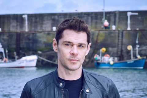 Vera actor Kenny Doughty dating huge TV star