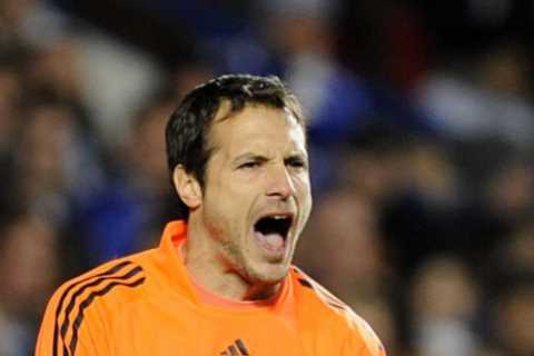 Ex-Chelsea keeper Cudicini explains his outstanding penalty record which saw him save more than a..