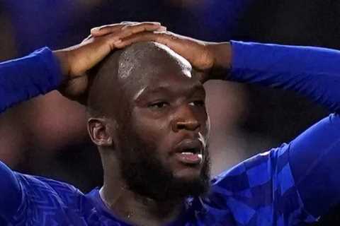 ‘There’s the f***ing door’ – Chelsea told to SELL Lukaku by Souness as Carragher backs Tuchel in..