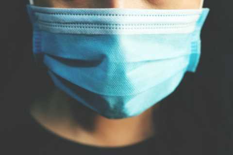 Warning to seek emergency medical help if you’re suffering from any of these five Covid symptoms