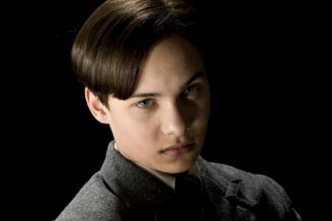 Harry Potter star unrecognisable after Half-Blood Prince and Deathly Hallows… but can you guess who ..