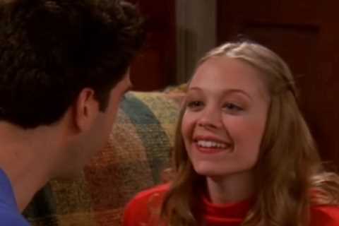 Remember Ross’ girlfriend Elizabeth on Friends? Actress Alexandra Holden looks unrecognisable 22..
