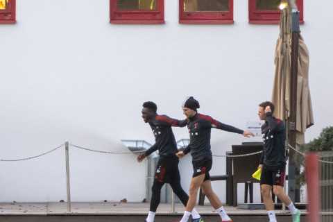 Bayern star Joshua Kimmich finally returns to training after two MONTH Covid absence and changing..