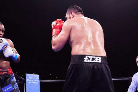 Tyson Fury told he ‘has no boxing skills’ and he’ll be ‘easily’ knocked out by heavyweight..