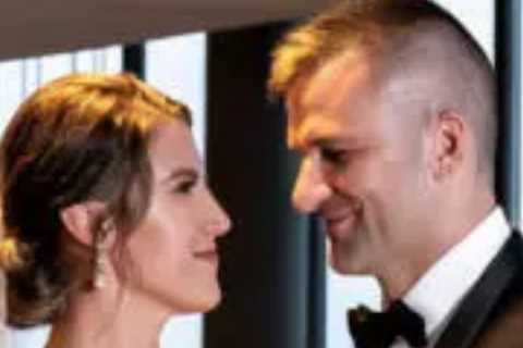 What time is Married at First Sight on tonight and who is in the cast?