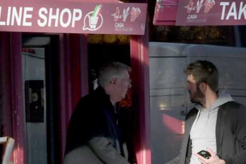Sir Alex Ferguson and Man Utd hero Michael Carrick hold talks at plush restaurant after watching..