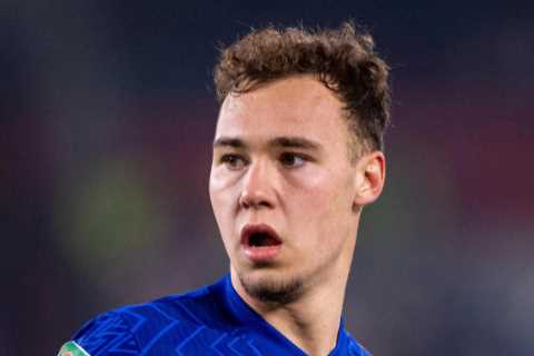 ‘I begged mum to change my name to Ronaldo’ – Meet Chelsea talent Harvey Vale, 18, who starred for..