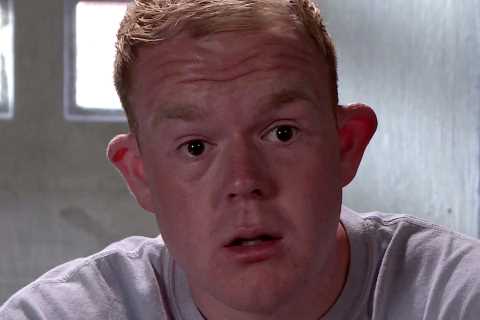 Coronation Street fans baffled as Craig Tinker makes HUGE blunder investigating Ted’s death