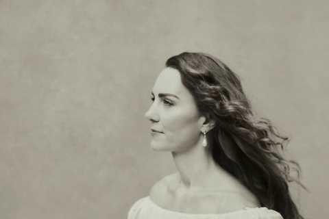 Kate Middleton’s 40th birthday portraits reveal she’s ‘confident’ in her role of future Queen, says ..