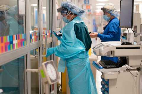 Forty hospitals in New York cancel non-essential procedures for two weeks due to staffing shortages ..