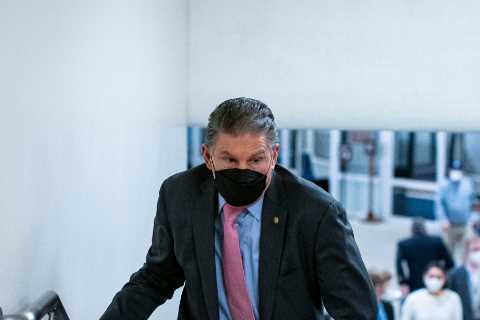 Manchin’s Choice on Build Back Better: Mine Workers or Mine Owners