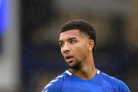 Newcastle interested in taking Everton defender Mason Holgate on loan transfer with Monaco and Nice ..