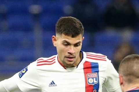 Bruno Guimaraes responds to Arsenal transfer interest and admits he is yet to discuss new Lyon..
