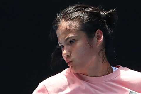 Tim Henman begs for patience over Emma Raducanu after Brit sensation suffers heavy defeat days..