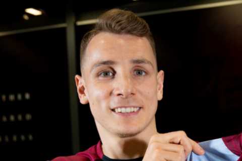 Lucas Digne signs for Aston Villa in £25m transfer from Everton after fallout with Rafa Benitez in..