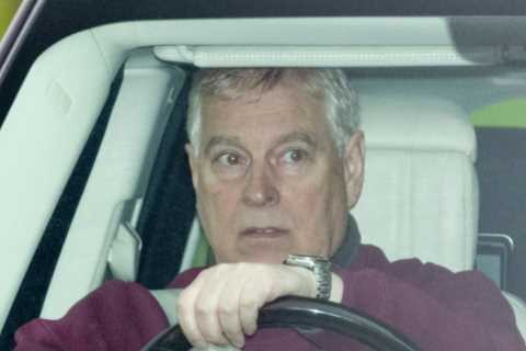 The Queen has spent 70yrs protecting monarchy, she must distance Andrew from family before he..