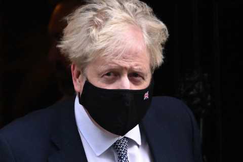 Probe into No10 parties ‘set to find no evidence of criminality but could scold Boris Johnson for..