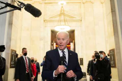 Frustrated Democrats Call for ‘Reset’ Ahead of Midterm Elections
