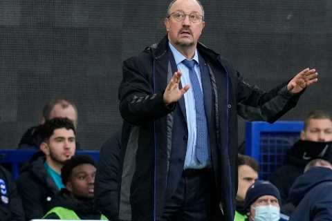 What were Everton thinking with Benitez appointment in first place?… and he shouldn’t have joined..