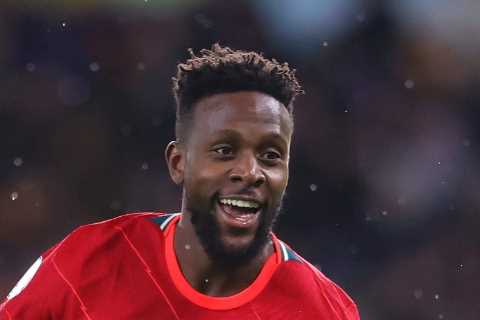 Burnley want Christian Benteke and Divock Origi as transfer replacements for Chris Wood after £25m..