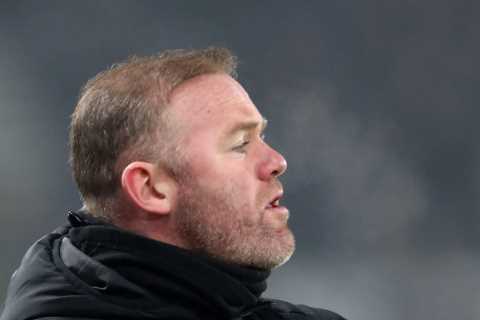 ‘Job he is doing is out of this world’ – Wayne Rooney tipped for amazing Everton return with Rafa..