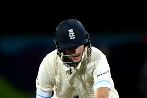Humiliated England bowled out for 126 – losing 10 wickets for 56 runs – gifting Australia 4-0 Ashes ..