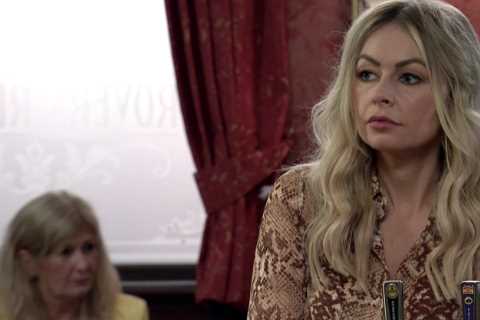 Coronation Street star finally confirms comeback with behind the scenes filming snap