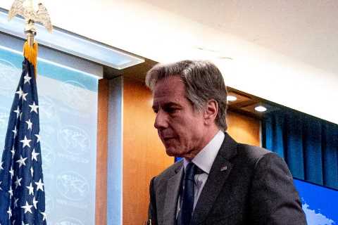 Blinken Will Meet With Russia as U.S. Pushes for More Diplomacy