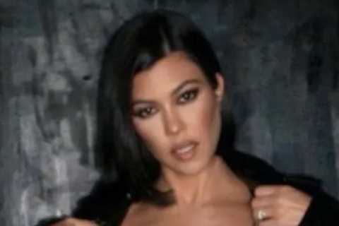 Kourtney Kardashian shares steamy story about ‘reconnecting in the bedroom’- as fans think she’s..