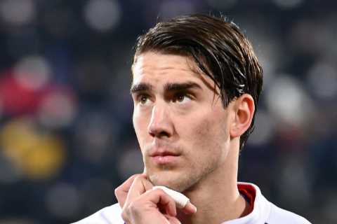 Arsenal ‘ready to make Dusan Vlahovic second-highest earner at club’ if striker agrees to transfer..
