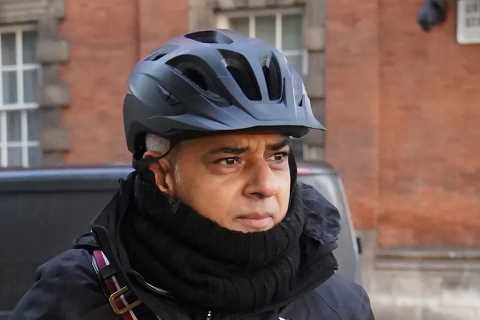 Sadiq Khan scraps emergency Covid status in another sign UK beating Omicron – but says Londoners..