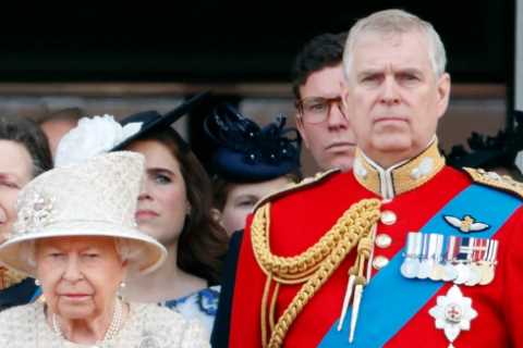 Andrew slammed for ‘betraying Queen &amp; country’ by ‘getting in the mud with pig’ Epstein, lawyer ..