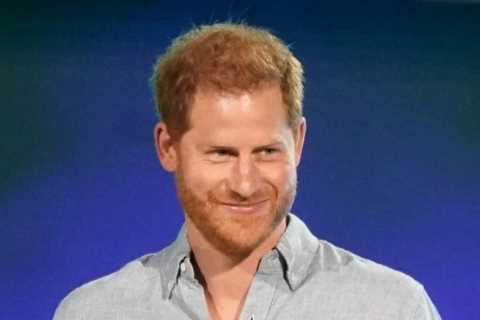 Prince Harry holds secret talks with Prince Charles in bid to heal rift ahead of Queen’s Platinum..