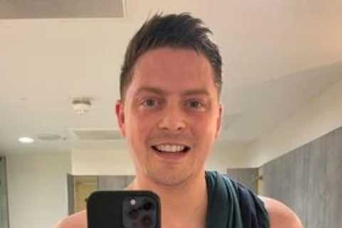 Dr Alex George praised as he shows off his real body after gaining weight