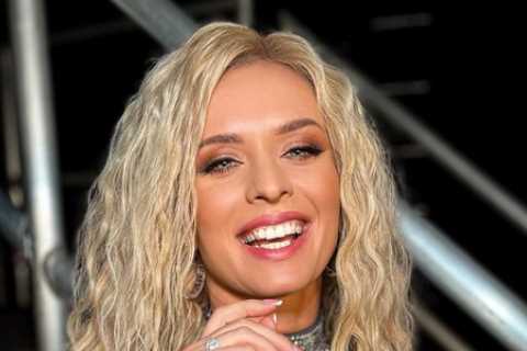 Strictly’s Dan Walker sent pro dancer Nadiya Bychkova sweet message after he skips live tour