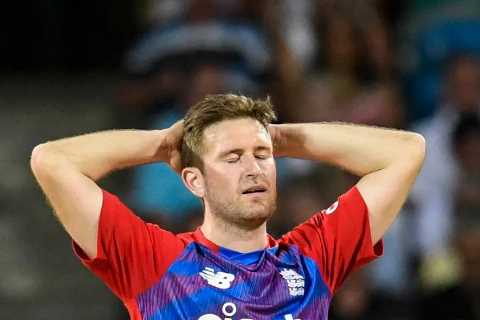 Different squad but same old story for England as they follow Ashes humiliation with T20 drubbing..
