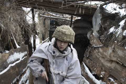 Britain Says Moscow Is Plotting to Install a Pro-Russian Leader in Ukraine